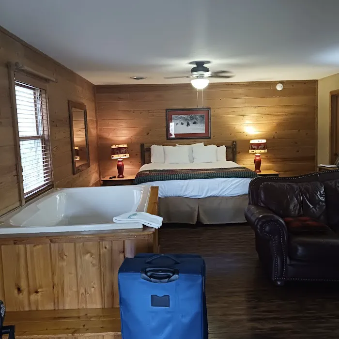 Cub's Den 4