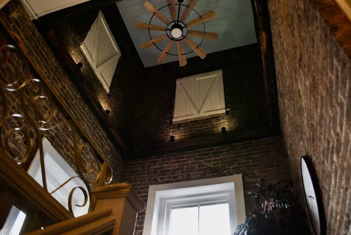 The Lodge at Old City Hall 4