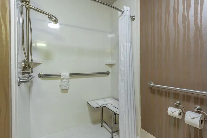 Hampton Inn Milledgeville 4