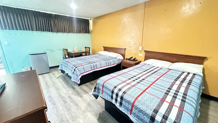 Economy Inn 4