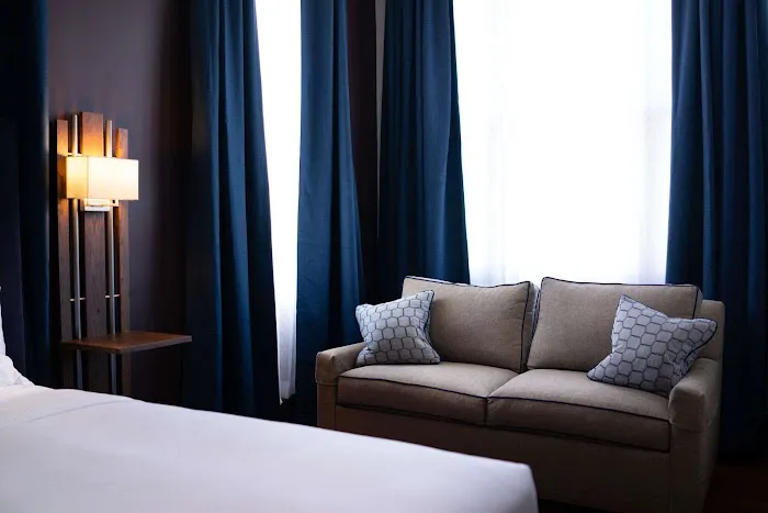 The Esquire Hotel Downtown Gastonia, Ascend Hotel Collection 4