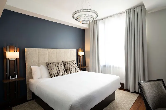 The Esquire Hotel Downtown Gastonia, Ascend Hotel Collection 4