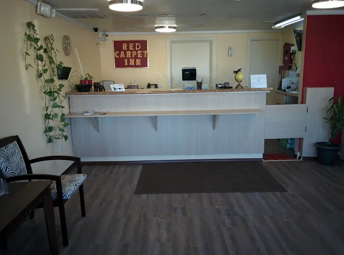Red Carpet Inn & Suites 4