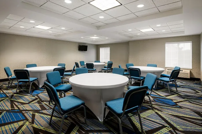 Holiday Inn Express Charlotte West - Gastonia by IHG 4
