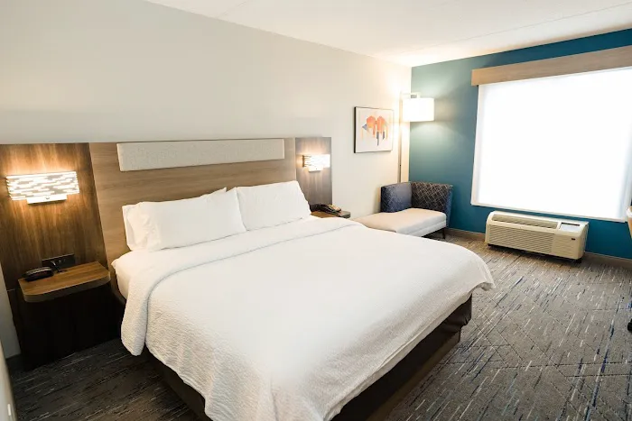 Holiday Inn Express & Suites Kodak East-Sevierville by IHG 5