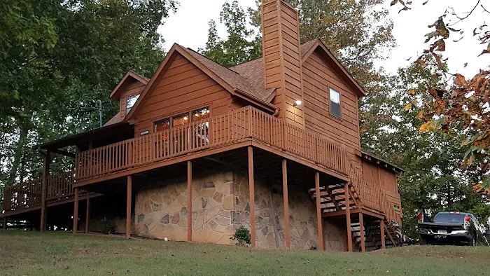 Country Pines Log Home Resort 4