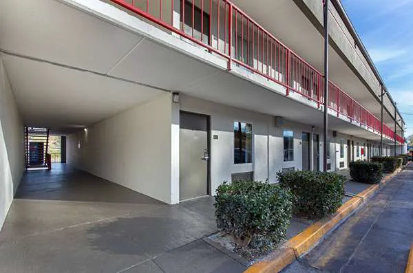 Super 8 by Wyndham Kingsport 4