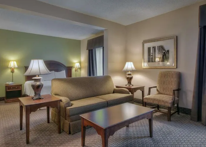 Hampton Inn Kingsport 4
