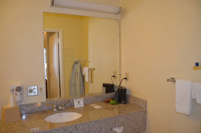 Travel Inn Kingsport 4