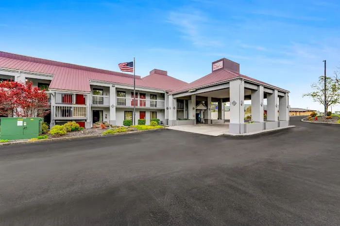 Red Roof Inn Kingsport 4