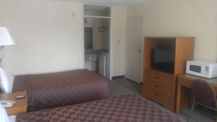 Americourt Extended Stays 4