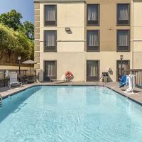 Comfort Inn South ico
