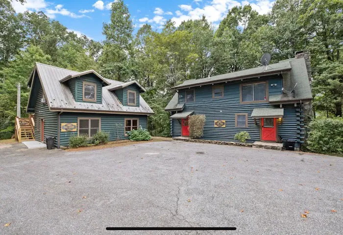 Black Mountain Retreats 4