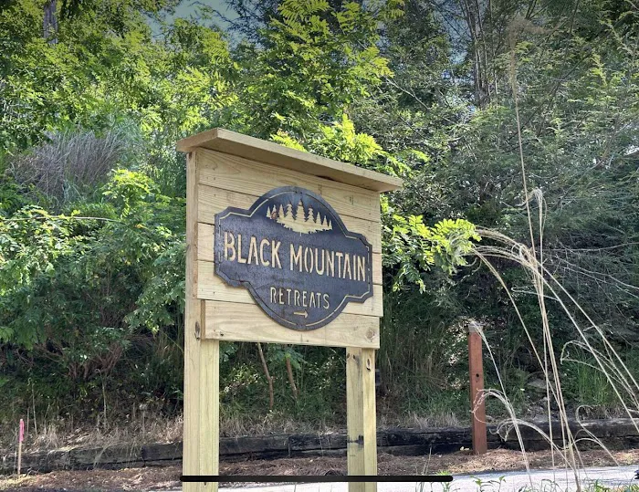 Black Mountain Retreats 4