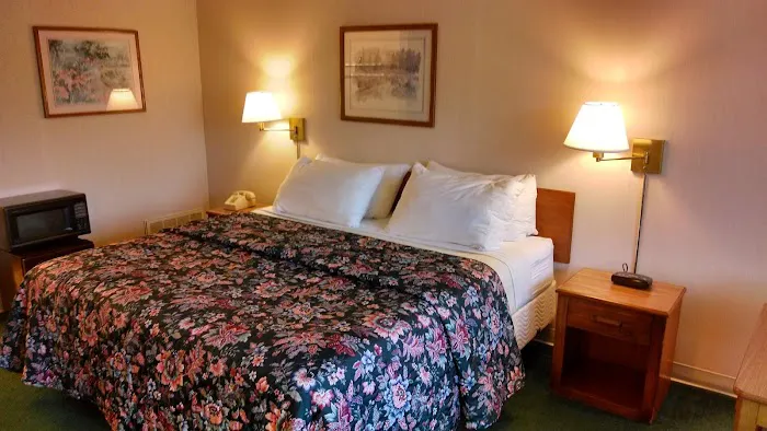 Americas Best Value Inn Marion, NC 4