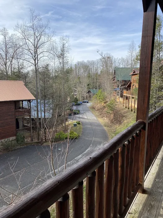 Elk Springs- Bear Cub Lodge 3