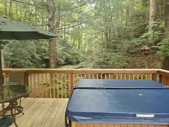 Creekside Cabin at Stonecreek Cabins 4