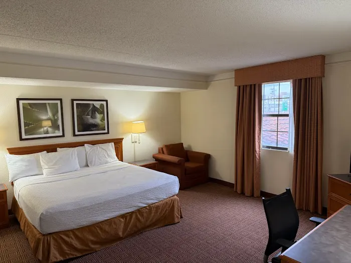 Econo Lodge Augusta North - Washington Road 4