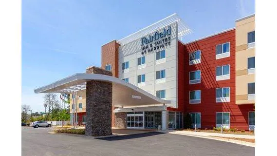 Fairfield Inn & Suites Augusta Washington Rd./I-20 4