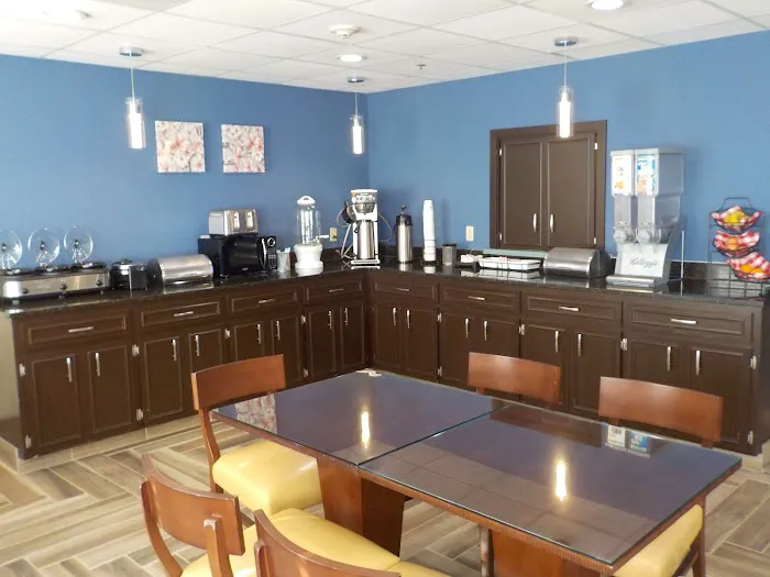 SureStay Plus Hotel By Best Western Augusta 4