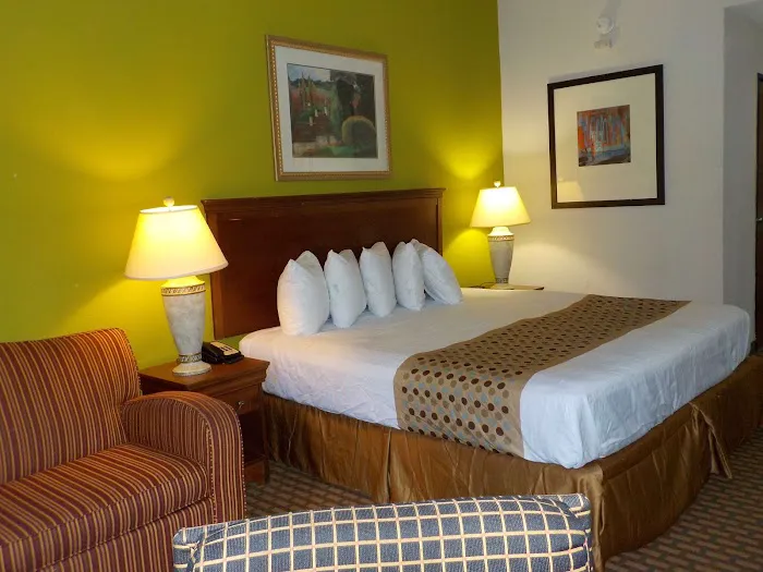 SureStay Plus Hotel By Best Western Augusta 4