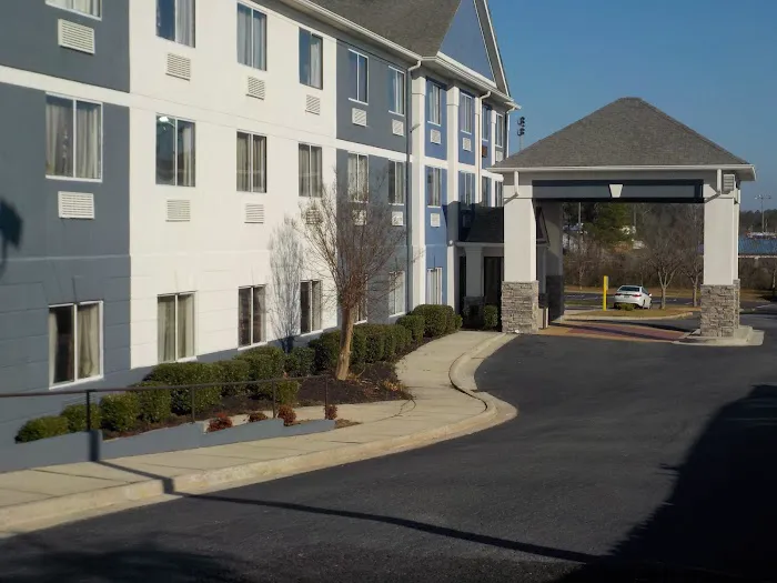 SureStay Plus Hotel By Best Western Augusta 4