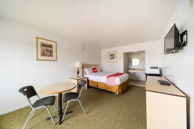 OYO Hotel Augusta GA Gordon Highway 4