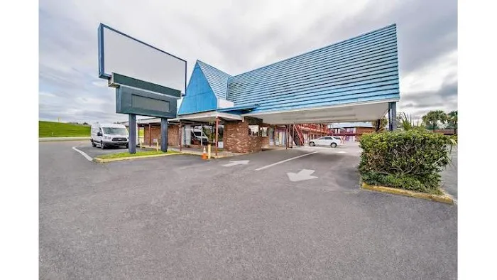 OYO Hotel Augusta GA Gordon Highway 4