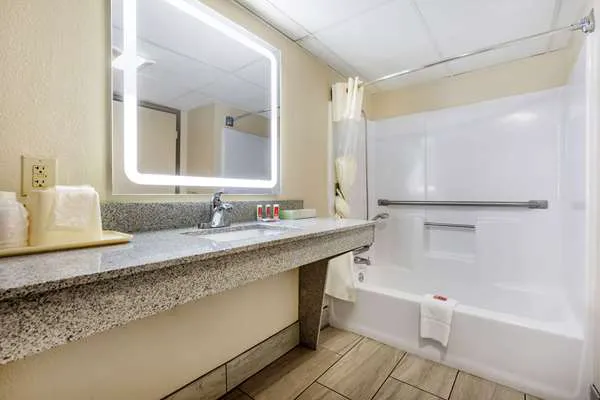 Econo Lodge Augusta, Downtown 5