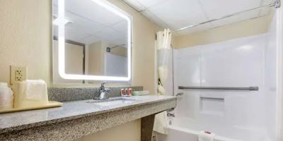 Econo Lodge Augusta, Downtown