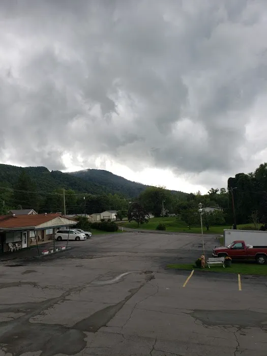 Country Inn Motel & RV park 4