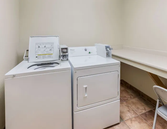 Quality Inn & Suites 4