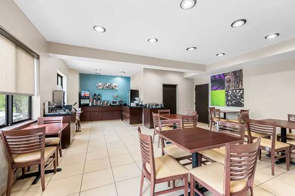 Sleep Inn & Suites Kingsport TriCities Airport 4