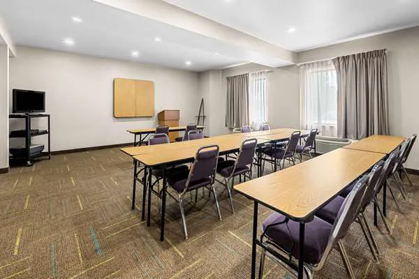 Sleep Inn & Suites Kingsport TriCities Airport 4