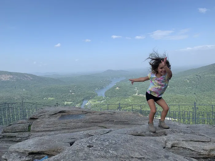 The Chimney Rock Inn & Cottages 4