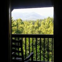 Misty Mountain View ico