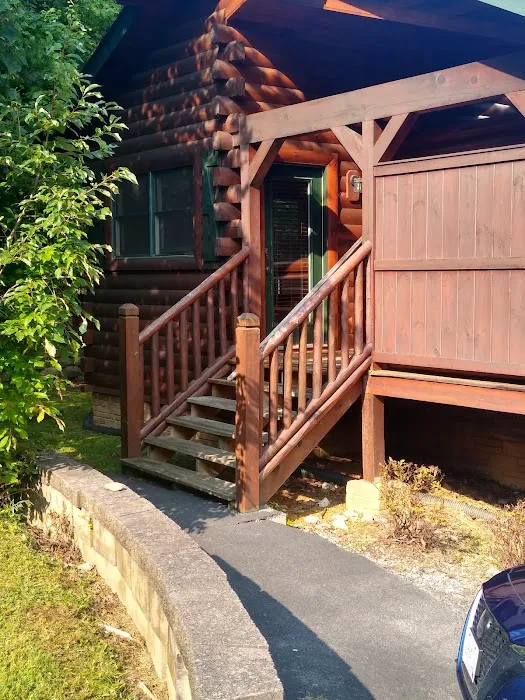 Hemlock Hills Resort Rentals 4