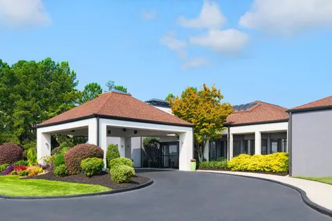Courtyard Augusta 4