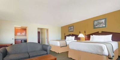 Days Inn by Wyndham Norton
