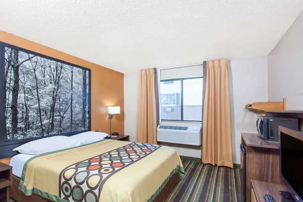 Super 8 by Wyndham Norton VA 3