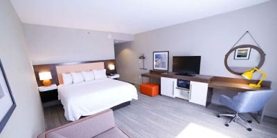 Hampton Inn & Suites Forest City