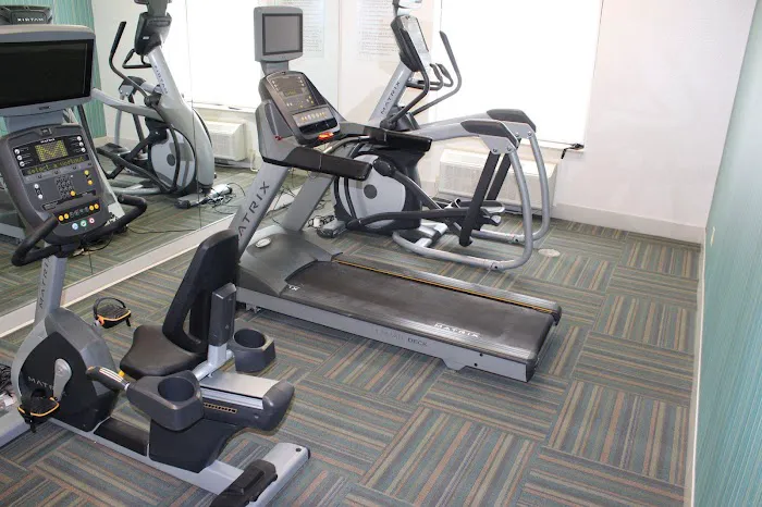 Holiday Inn Express Forest City by IHG 4