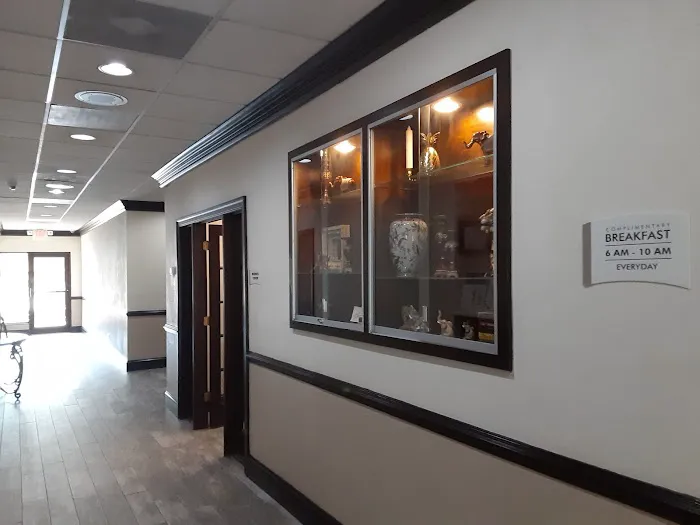 Quality Inn 4
