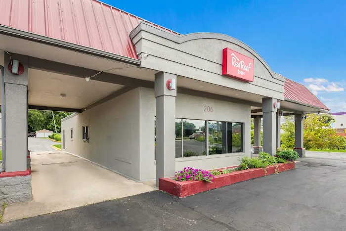Red Roof Inn Lenoir 4
