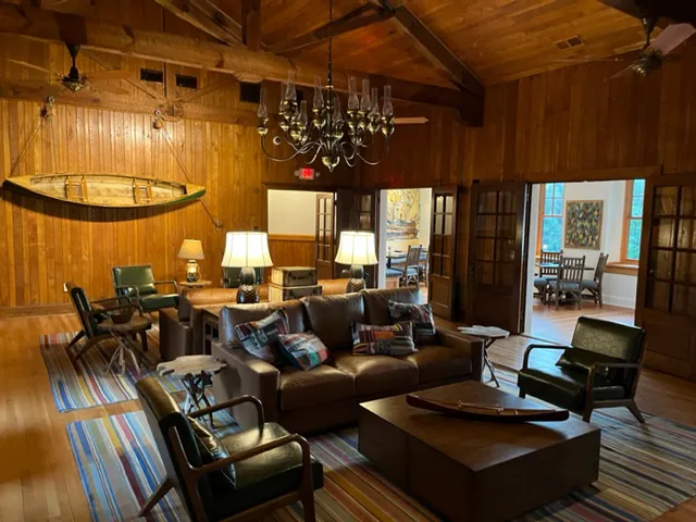 The Lodge on Lake Lure 4