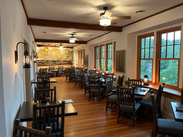 The Lodge on Lake Lure 4