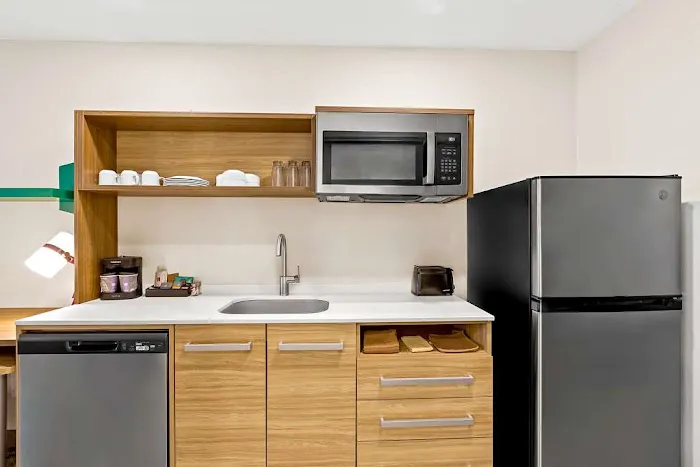 Home2 Suites by Hilton Hendersonville 4