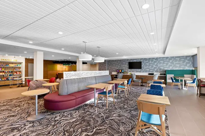 Home2 Suites by Hilton Hendersonville 4