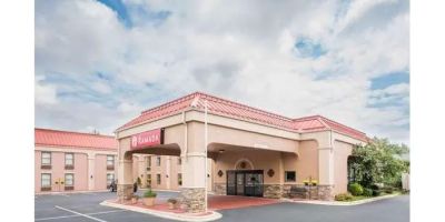 Ramada by Wyndham Hendersonville