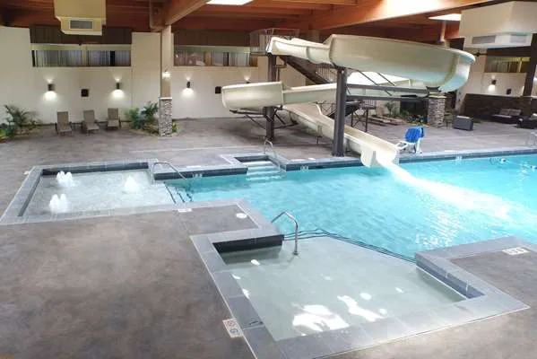 Cascades Mountain Resort, Ascend Hotel Collection 4